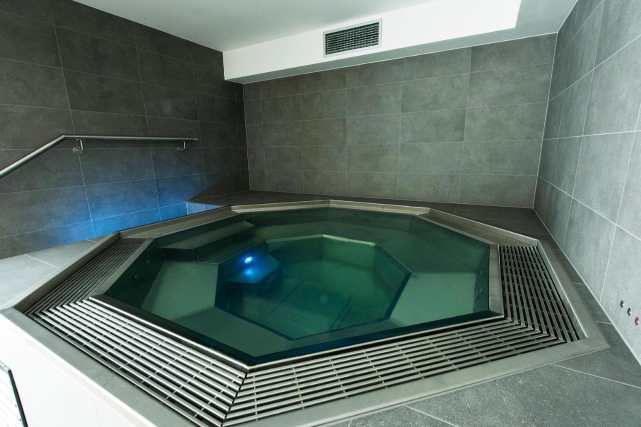 Wellness Apartman Kvilda Ngoại thất bức ảnh